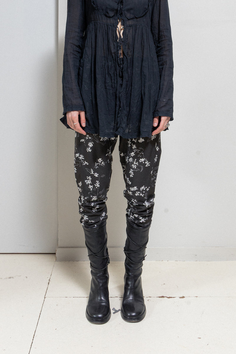 ANN DEMEULEMEESTER - SS17 Silk blend pants with floral pattern – L