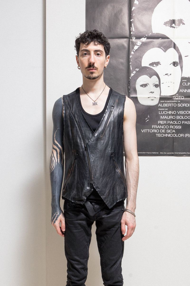 L.G.B - Faded leather vest with zipper details – L'OBSCUR