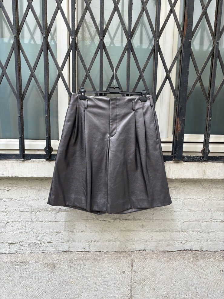 (New Arrival) COMME DES GARCONS HOMME PLUS - SS21 Metallic faux leather wide pleated shorts