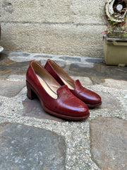 (New Arrival) Cherevichkiotvichki - Blood red leather pumps with curved heels