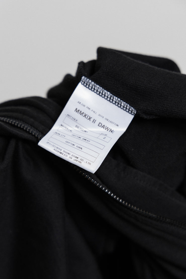 JULIUS - Pre fall 2019 Cotton hoodie with MA-1 pocket detail