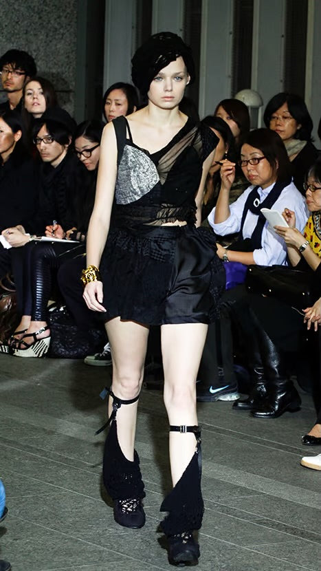 NOZOMI ISHIGURO HAUTE COUTURE - SS10 Ruffled mini skirt with different patterns (runway)