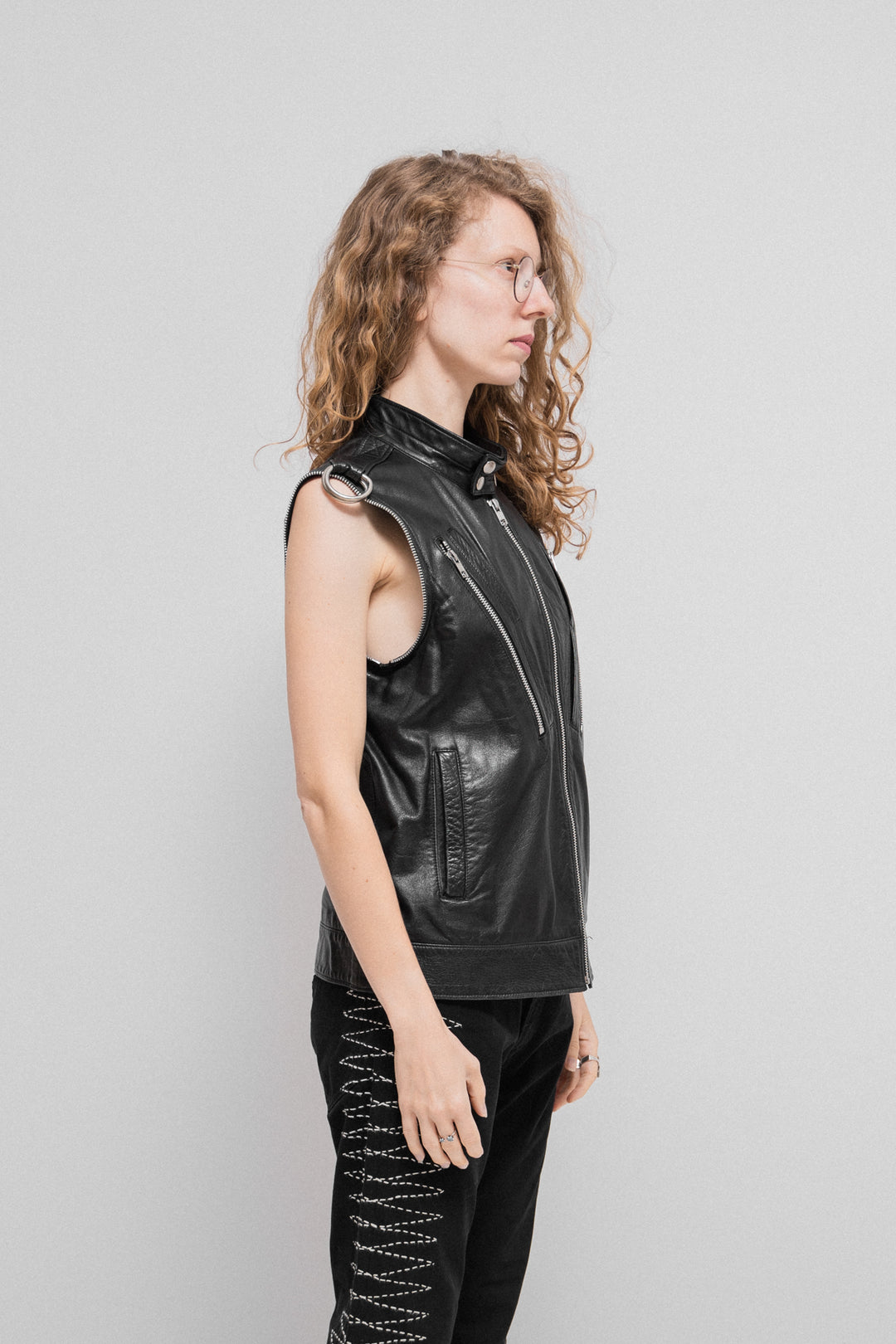 UNDERCOVER - FW07 Leather jacket with front zippers and removable