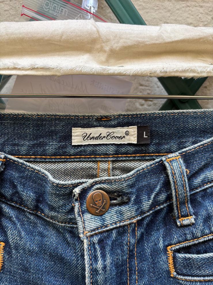 (New Arrival) UNDERCOVER - FW04 « But Beautiful » Ripped jeans with lace print detail (runway)