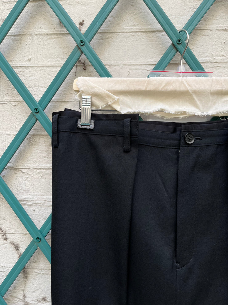 (New Arrival) YOHJI YAMAMOTO Y’S - Gabardine wool skirt with folding sides