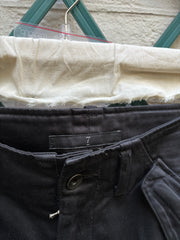 (New Arrival) JULIUS 7 - FW09 « Canon_2 protection_ism » Cotton satin slim gasmask pants