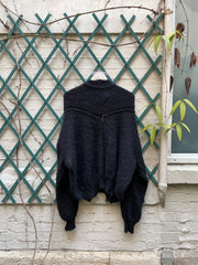 (New Arrival) FREDERIK LIEDERLEY - Wool sweater with extra long sleeves and loose knitting details