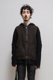 ISAMU KATAYAMA BACKLASH - Sleeveless fleece hoodie with leather details and double zipper