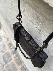 (New Arrival) CHRISTIAN PEAU - Lizzard skin bag
