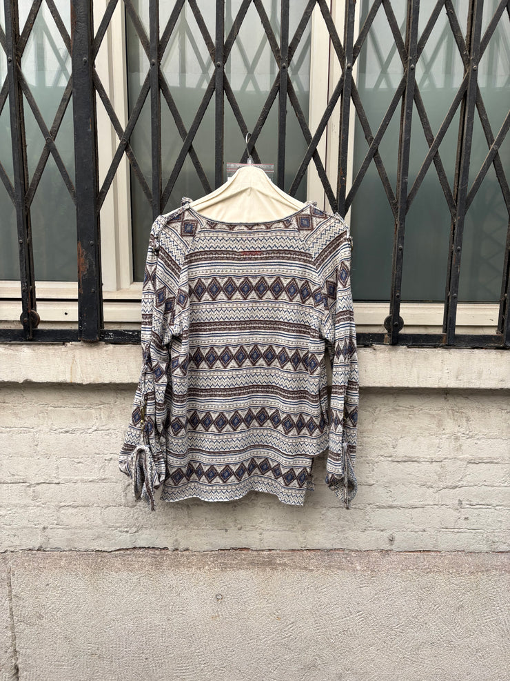 (New Arrival) BLACKMEANS - Seditionaries patterned muslin top