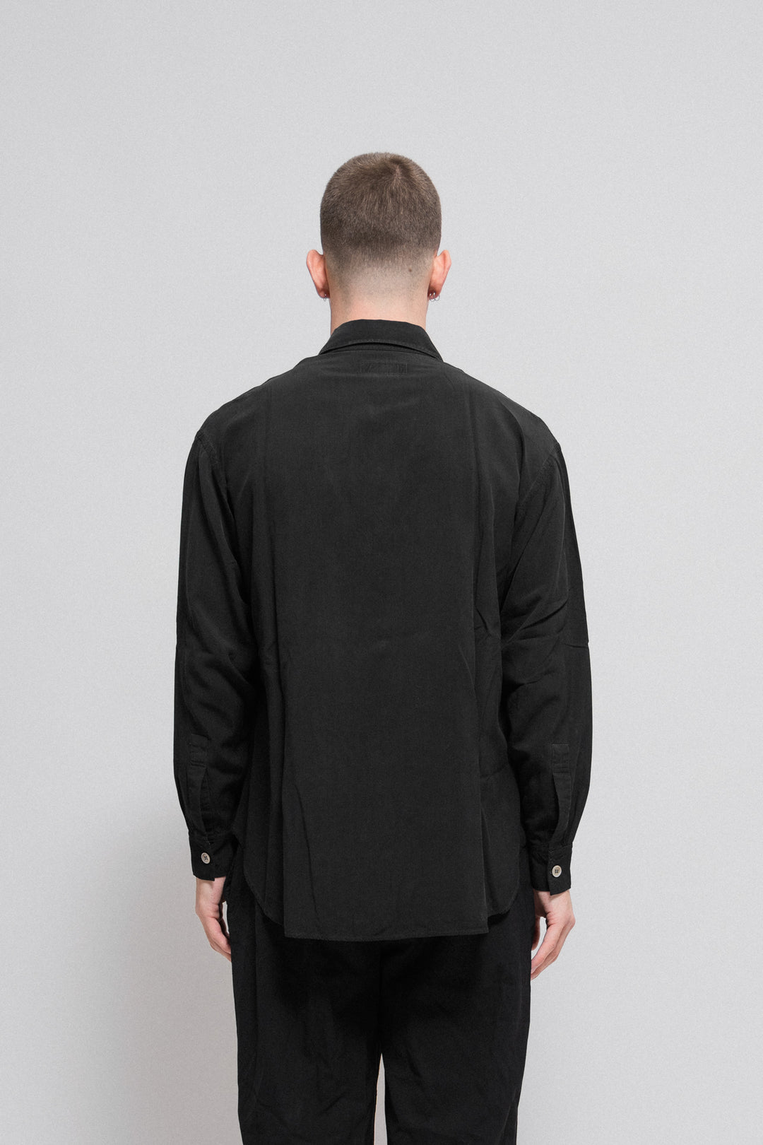 YOHJI YAMAMOTO POUR HOMME - Large rayon shirt with pearly buttons