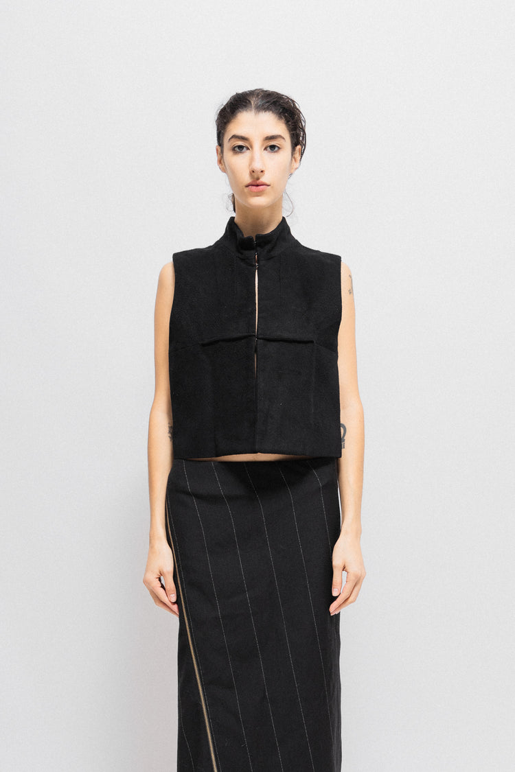 ANN DEMEULEMEESTER - FW13 Sleeveless vest with a high collar – L