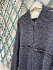 (New Arrival) FREDERIK LIEDERLEY - Wool sweater with extra long sleeves and loose knitting details