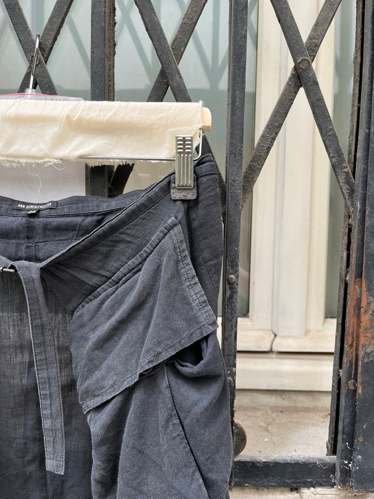 (New Arrival) ANN DEMEULEMEESTER - SS04 Cotton skirt with parachute pockets (runway)