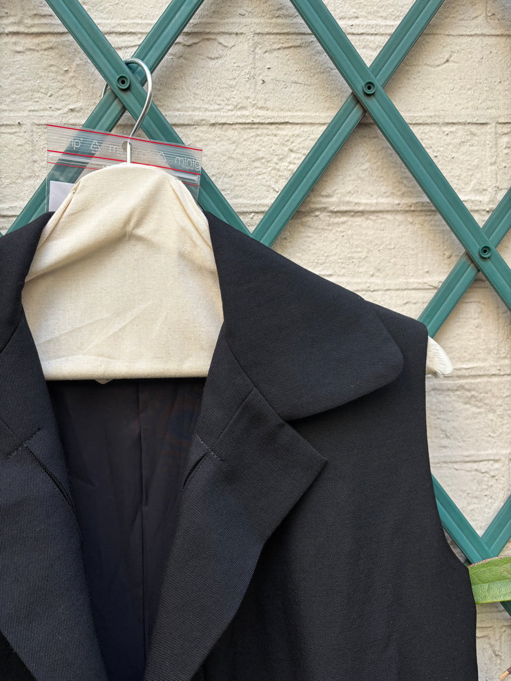 (New Arrival) YOHJI YAMAMOTO - FW04 Gabardine wool long vest with slits for a belt (runway)