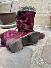 (New Arrival) UNDERCOVER - FW04 « But Beautiful » High aged velvet boots with fringes and unmatching lining (runway)