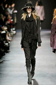 ANN DEMEULEMEESTER - FW08 Thick cotton jacket with 3D collar details (runway)