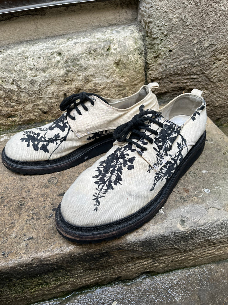 (New Arrival) ANN DEMEULEMEESTER - SS14 Vine pattern canvas shoes with notched sole (runway)