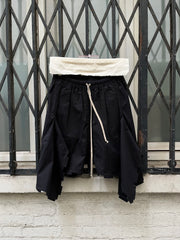 (New Arrival) RICK OWENS - SS15 « FAUN » Cotton pod shorts with notched side flaps (runway)