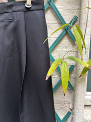 (New Arrival) YOHJI YAMAMOTO - FW06 Wool blend extra wide pleated pants with reversed waistband (runway)