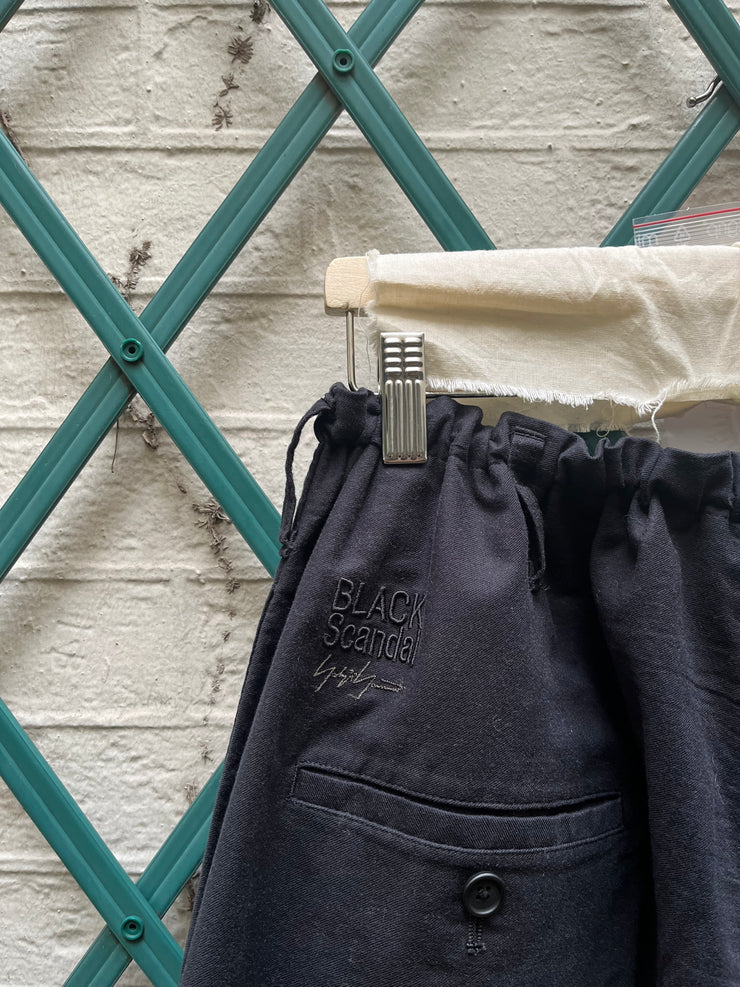 (New Arrival) YOHJI YAMAMOTO BLACK SCANDAL - Large cotton pants with drawstrings