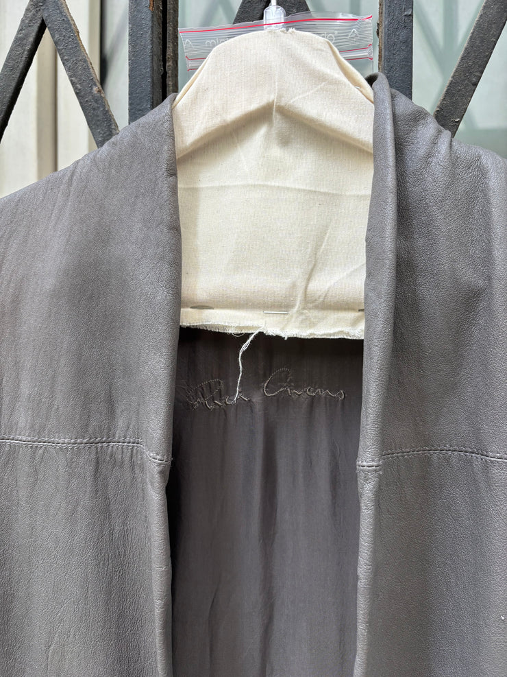 (New Arrival) RICK OWENS - SS09 « Strutter » Dust lamb leather jacket with side straps to tie up