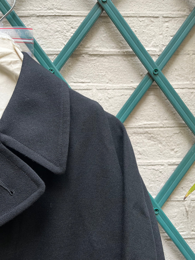 (New Arrival) COMME DES GARÇONS - FW02 Double breasted twisted wool coat