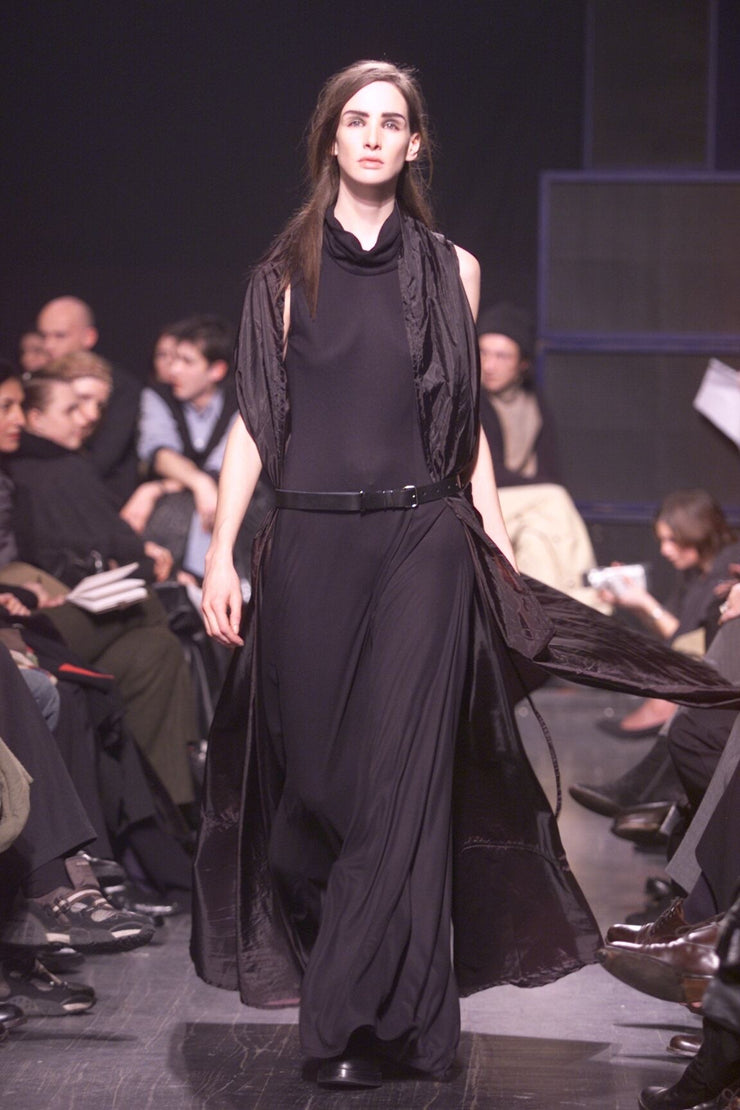(New Arrival) ANN DEMEULEMEESTER - FW00 Extra long nylon dress with waist straps (runway)