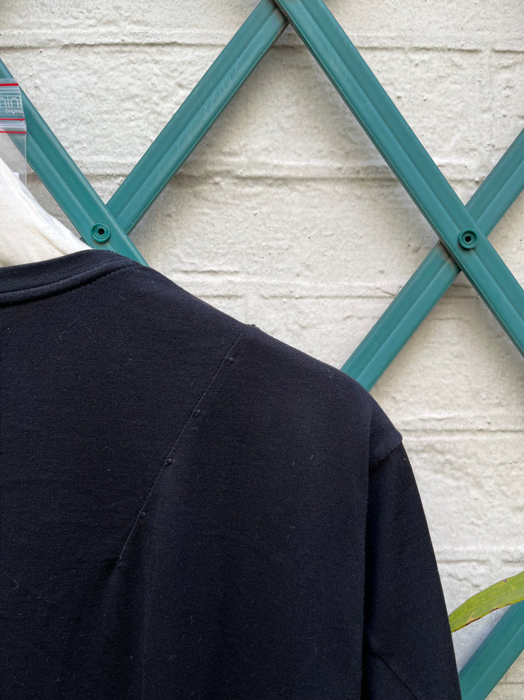 (New Arrival) DEVOA - Cotton t shirt with red inner seams