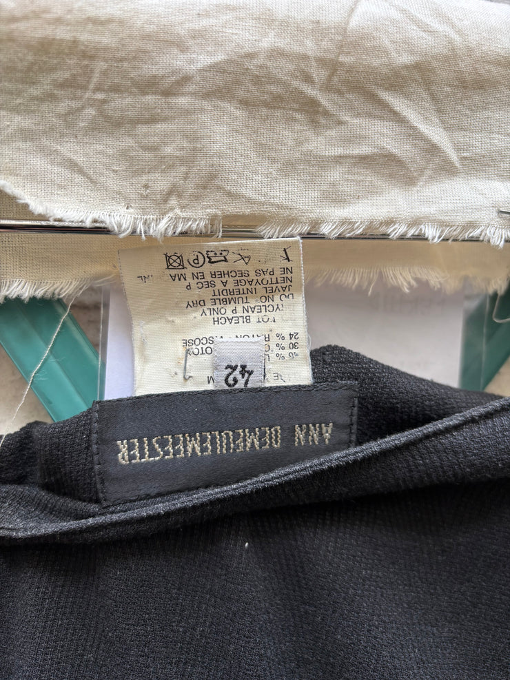 (New Arrival) ANN DEMEULEMEESTER - Late 90’s linen and cotton textured skirt