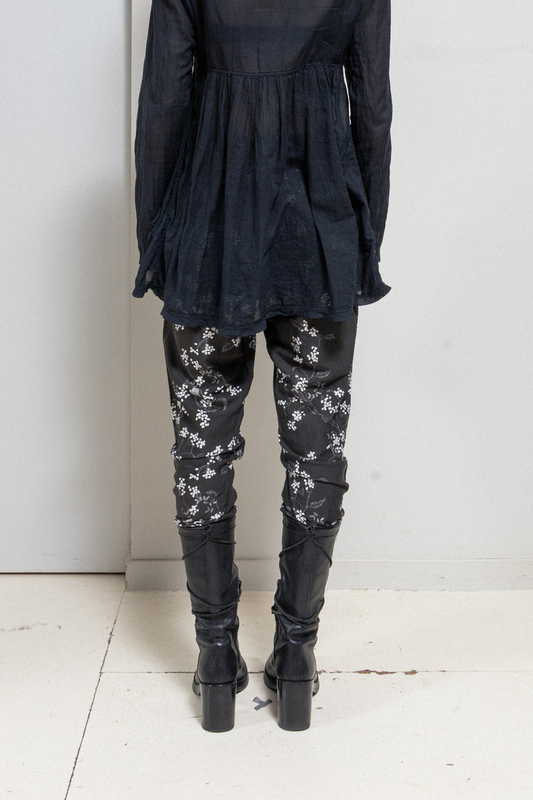 ANN DEMEULEMEESTER - SS17 Silk blend pants with floral pattern – L