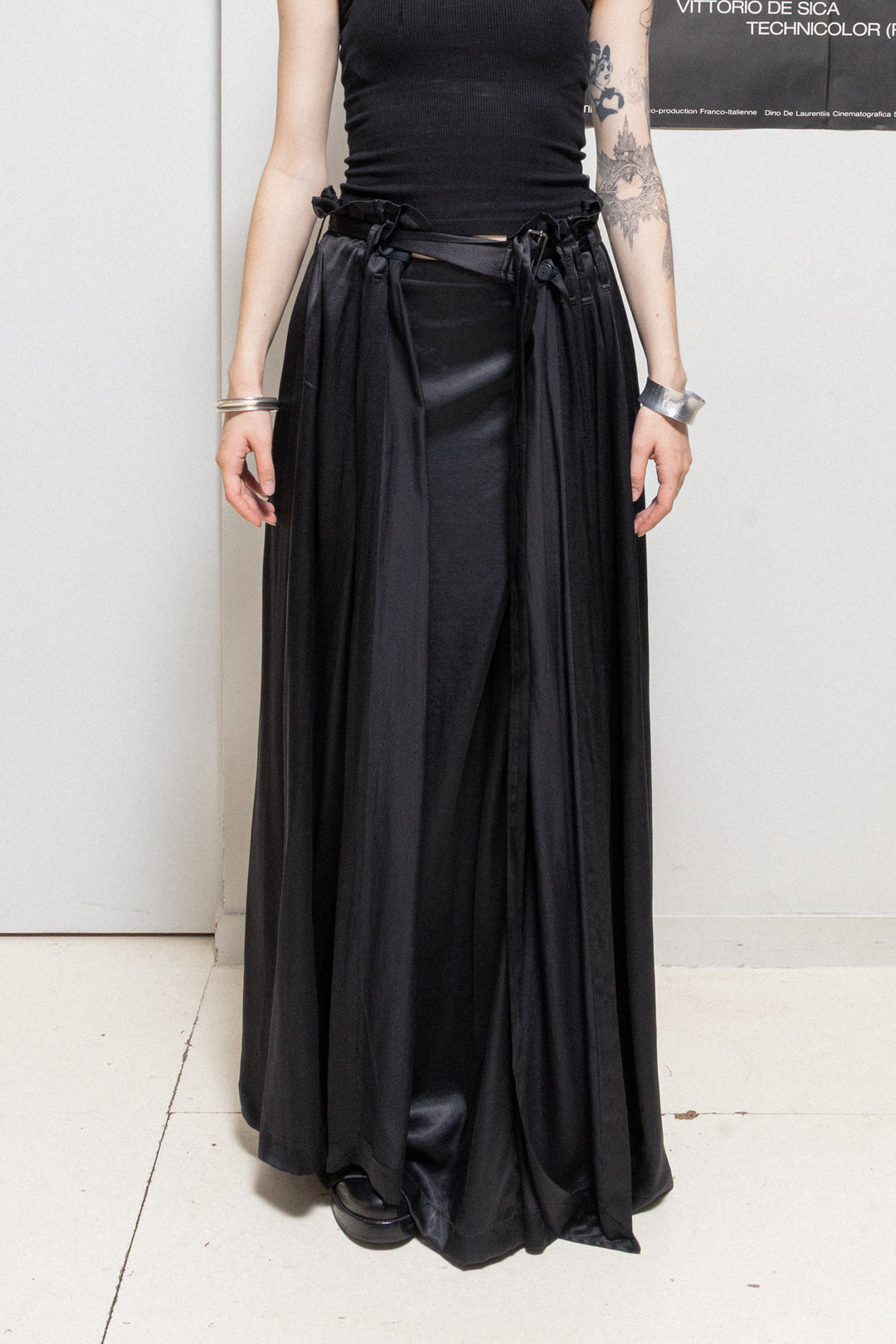 ANN DEMEULEMEESTER – L'OBSCUR