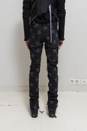 TAKAHIRO MIYASHITA THE SOLOIST - Star printed jeans with ripped knees