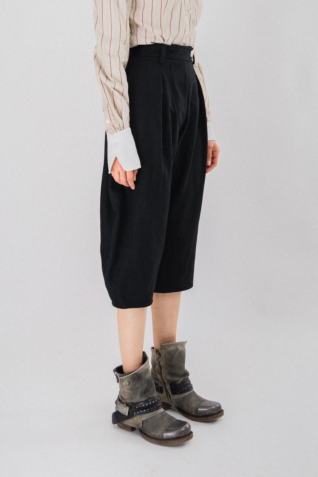 Vivienne Westwood 綿ローン スカラップレース キュロットパンツ VIVIENNE WESTWOOD - FW98 High waisted balloon capri pants (runway