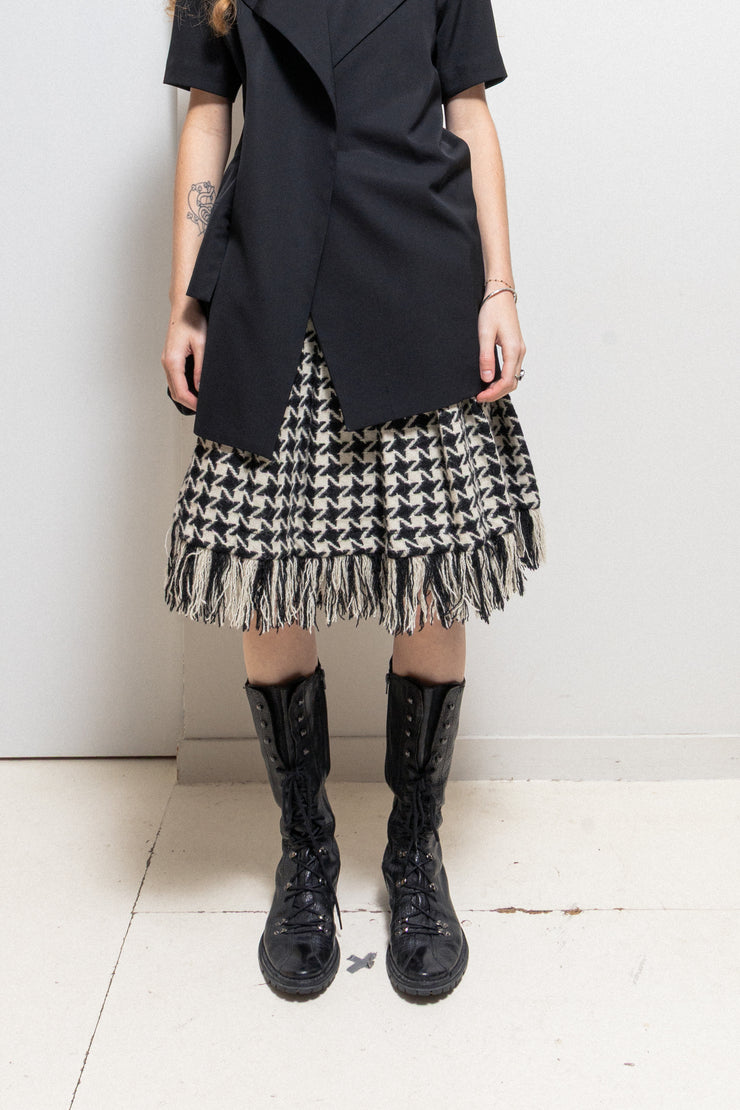 YOHJI YAMAMOTO - FW03 Thick wool kilt skirt with lamb skin details (runway)