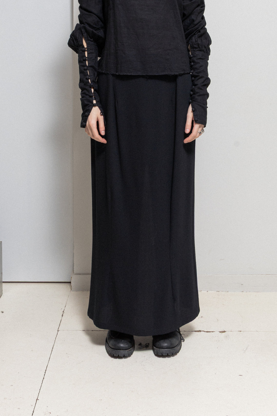 ANN DEMEULEMEESTER – L'OBSCUR