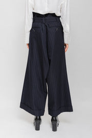 YOHJI YAMAMOTO - FW06 Large pinstripe pants with a belt (runway)