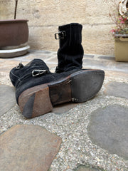 (New Arrival) UNDERCOVER - FW04 « But Beautiful »  Suede engineer boots with monster teeth plate and deformed buckles (black)