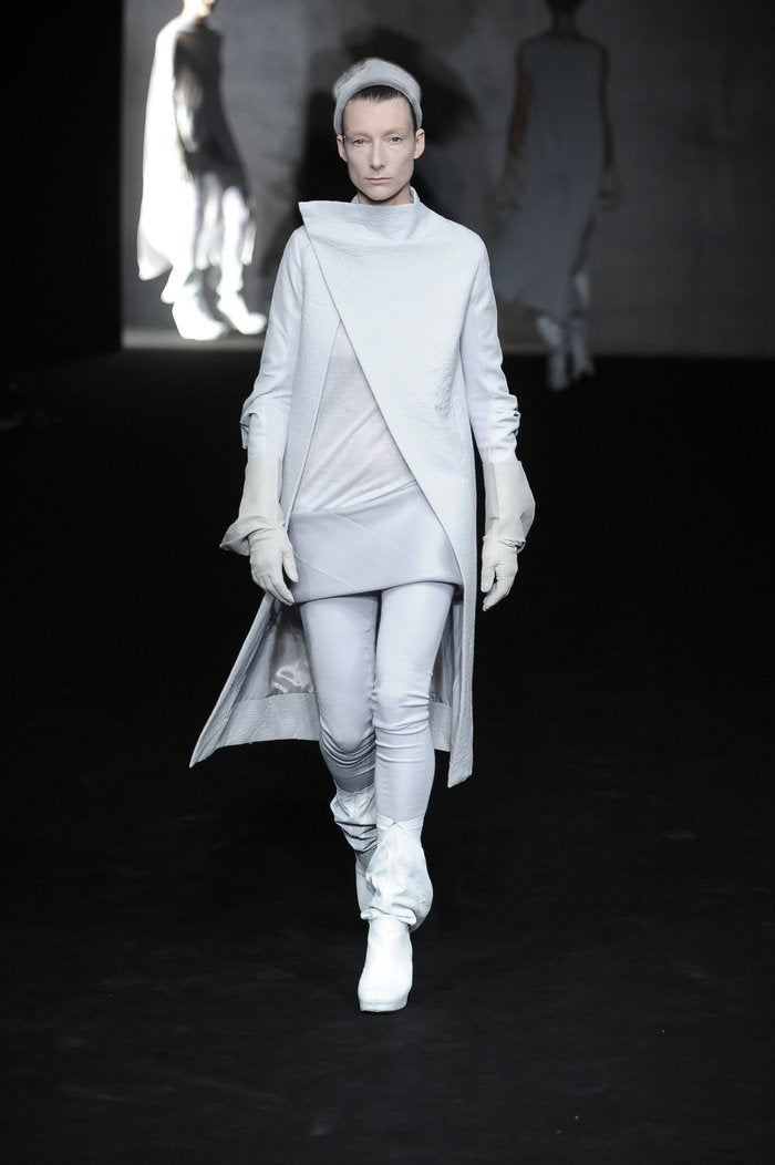 (New Arrival) RICK OWENS - FW09 « CRUST » Leather wedge boots with triangular back volume (runway)