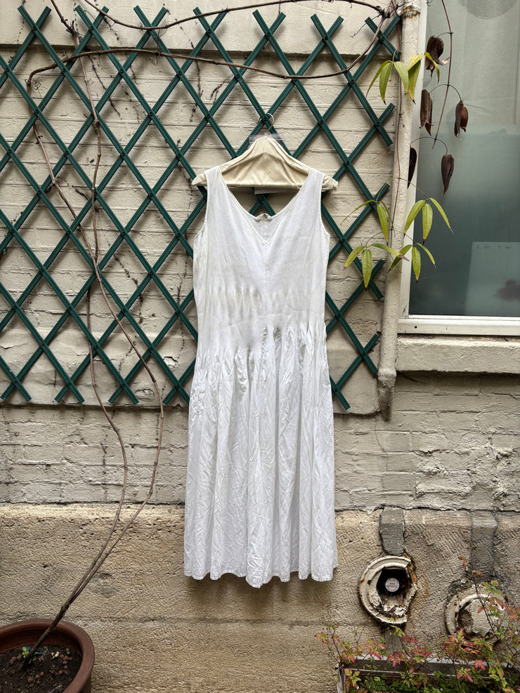 (New Arrival) YOHJI YAMAMOTO -  SS10 Long cotton dress with pleated details and pockets