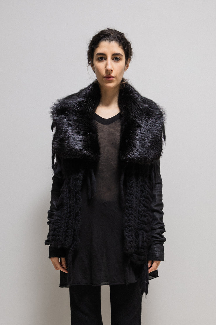 HUN RICK OWENS - Canadian beaver + French mérinos knitted cropped vest with giant fur collar and leather sleeves