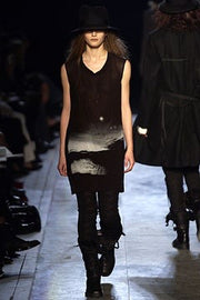 ANN DEMEULEMEESTER - FW03 Silk tunic with a lansdcape motif (runway)