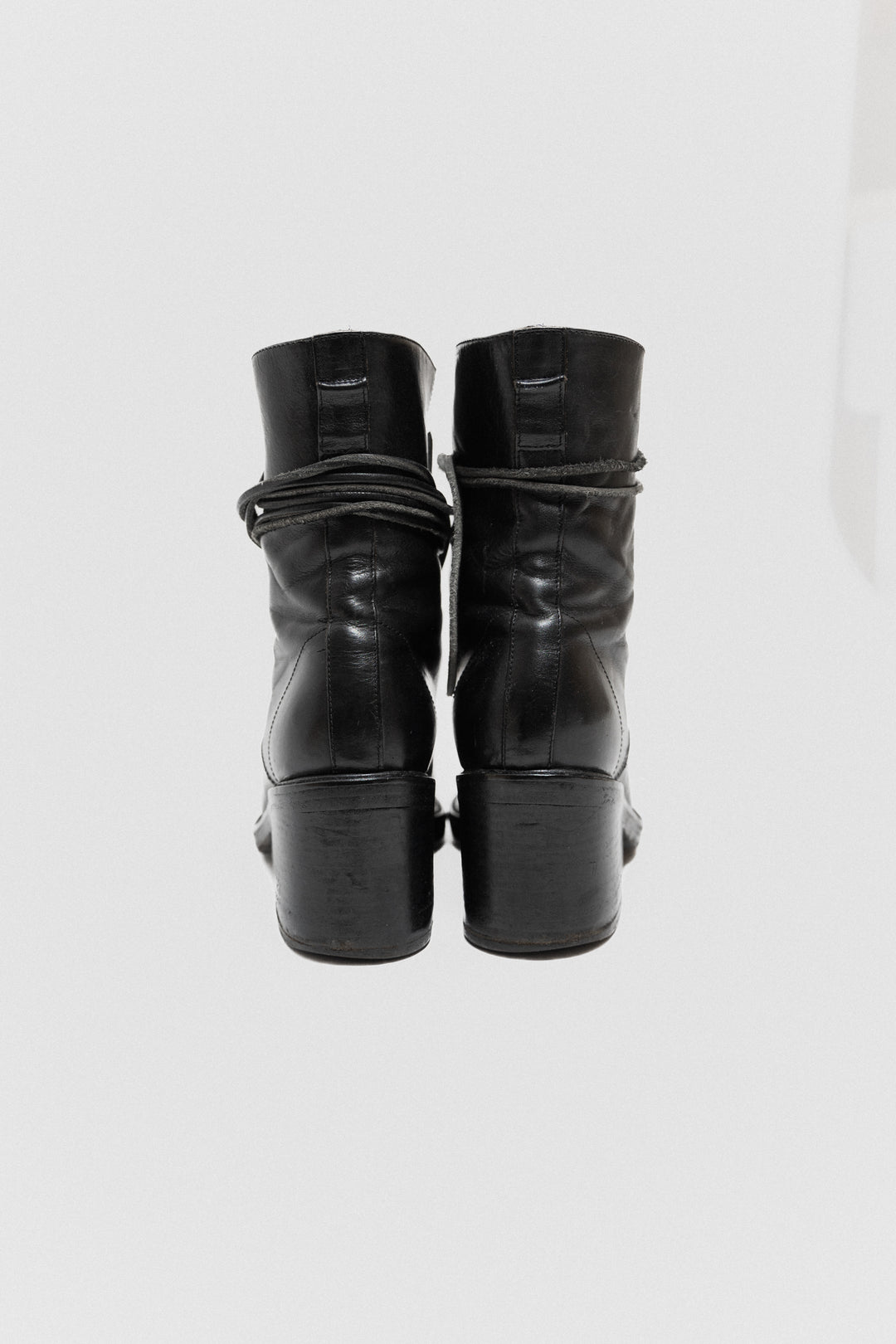 ANN DEMEULE MEESTER ジレ ANN DEMEULE MEESTER ジレ ANN DEMEULEMEESTER | ジレ ブラック