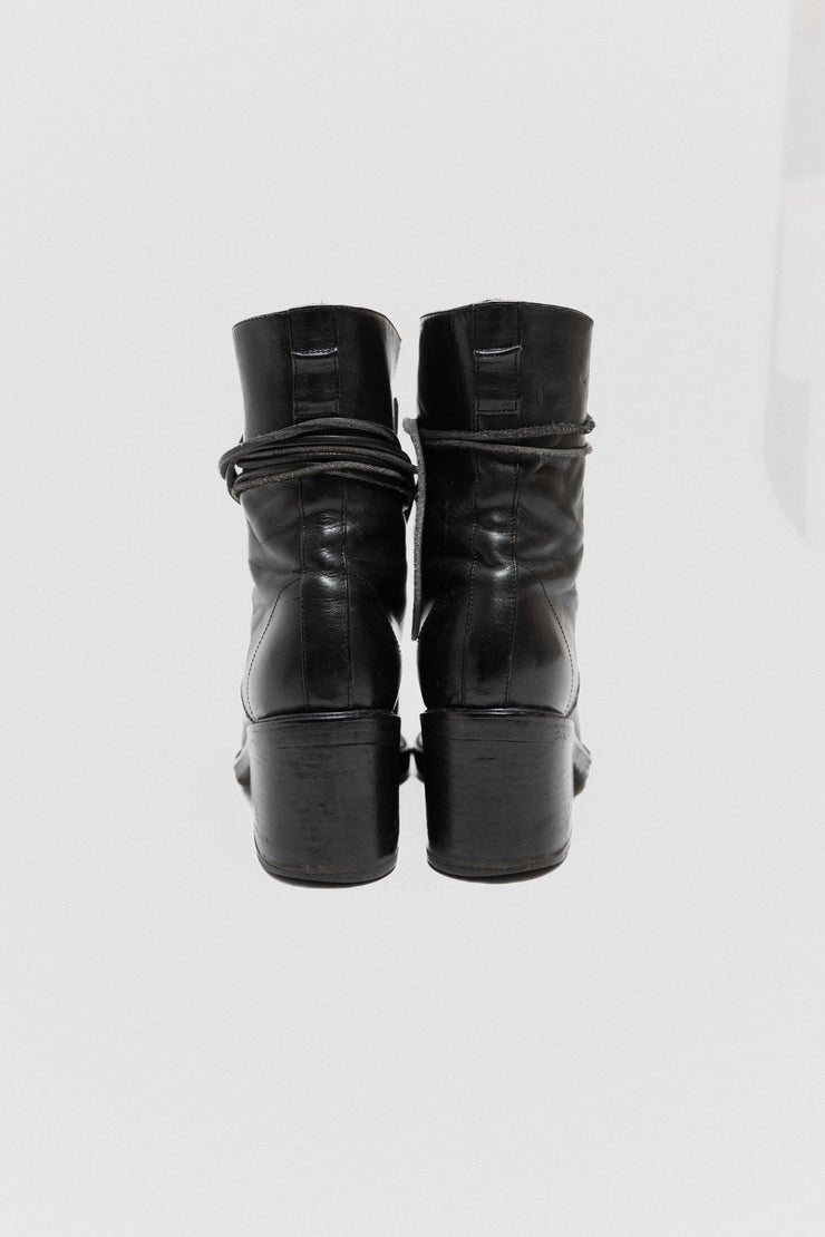 ANN DEMEULEMEESTER - Signature lace up leather boots (90&