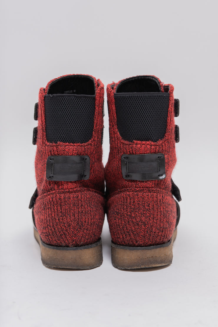 UNDERCOVER - FW09 "Earmuff Maniac" Gradation knitted boots with leather straps