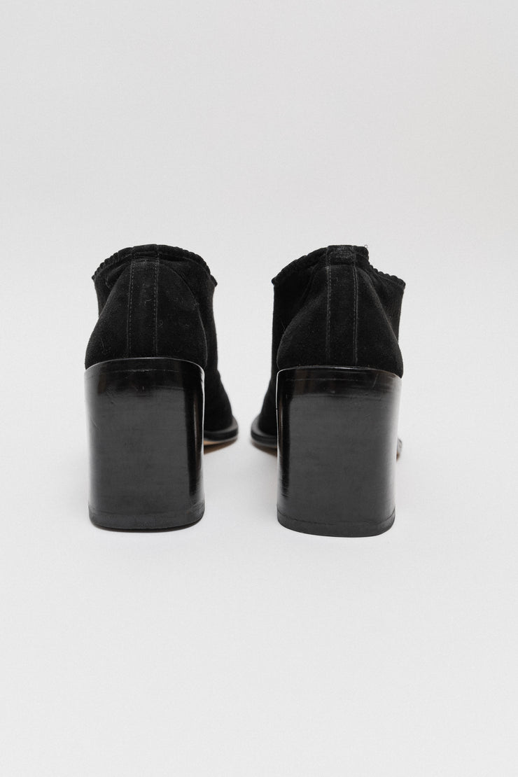 ANN DEMEULEMEESTER - Velvet heels with frilled ankles (late 90&