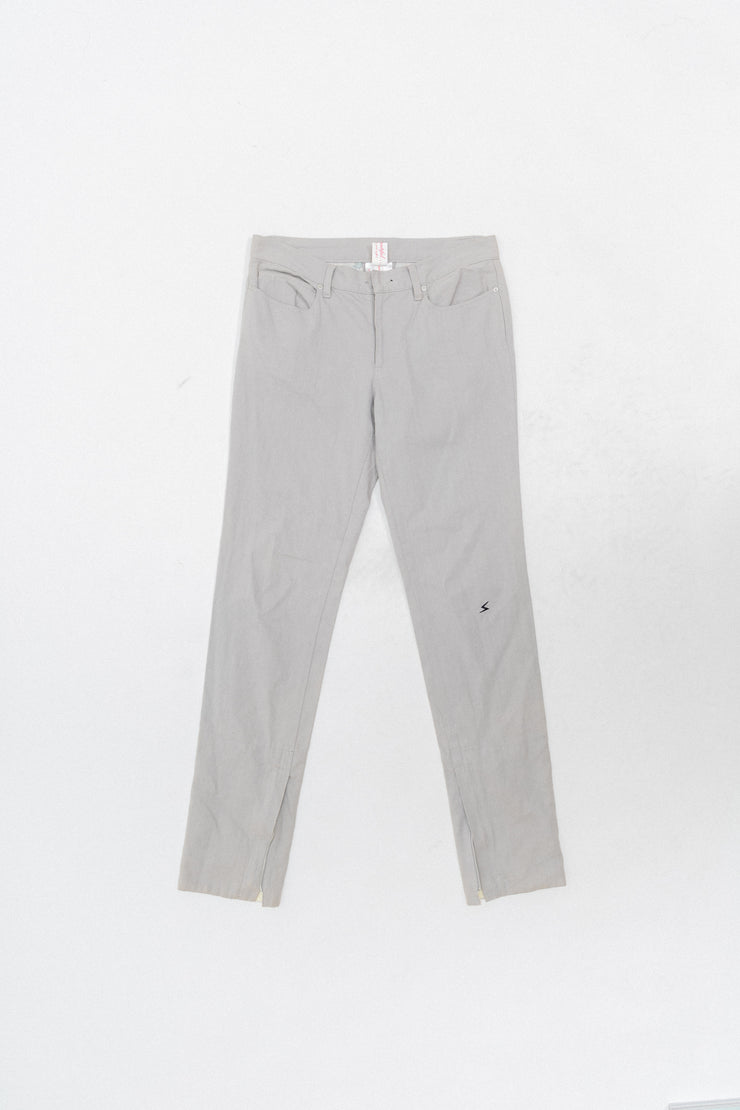 UNDERCOVER - FW04 "But beautiful...part parasitic, part stuffed" Grey cotton pants with floral lining (runway)