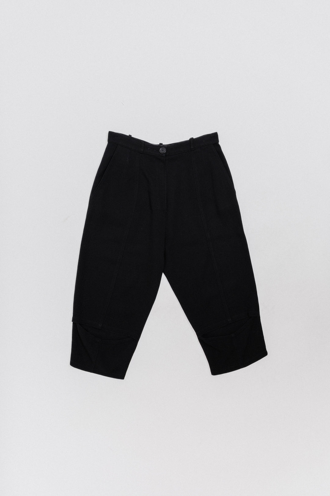 ANN DEMEULEMEESTER - Wool cropped pants with knee cuts (90's) – L