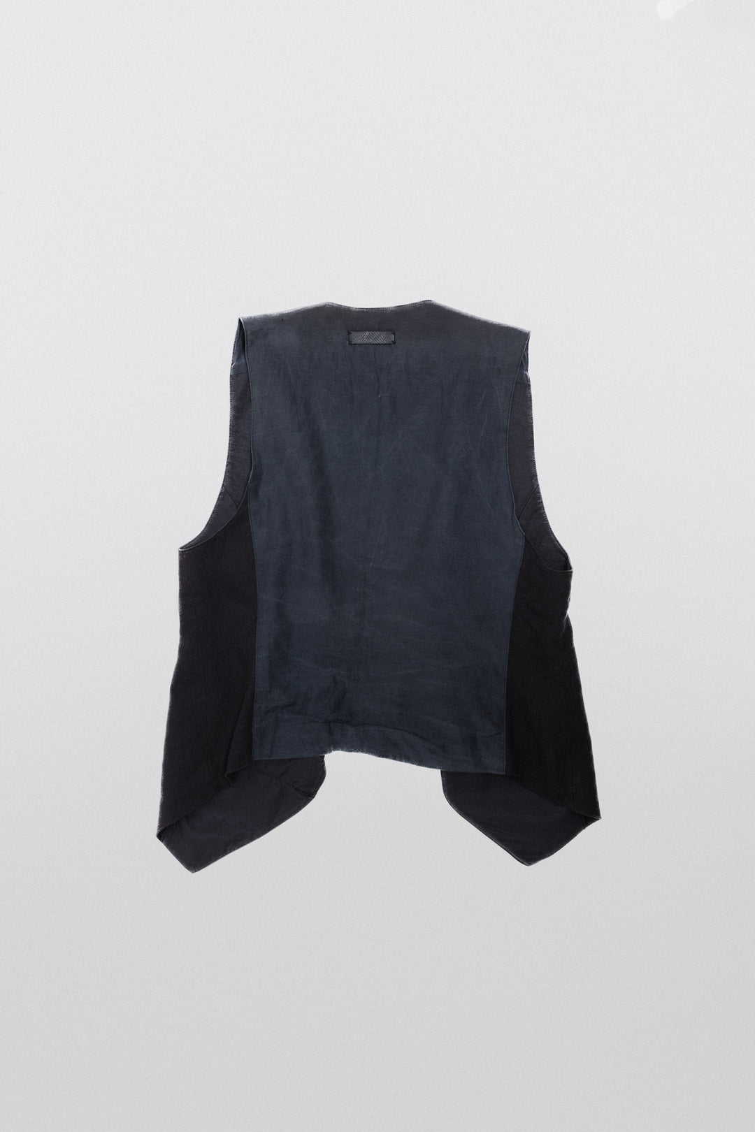 IF SIX WAS NINE - Spider vest with skull buttons – L'OBSCUR