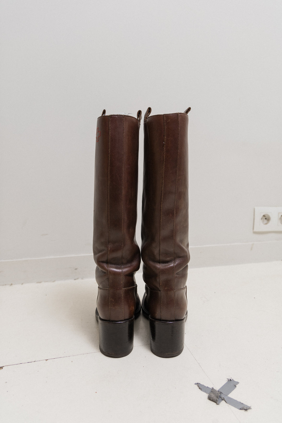 A.F VANDEVORST - Signature brown leather riding boots – L'OBSCUR